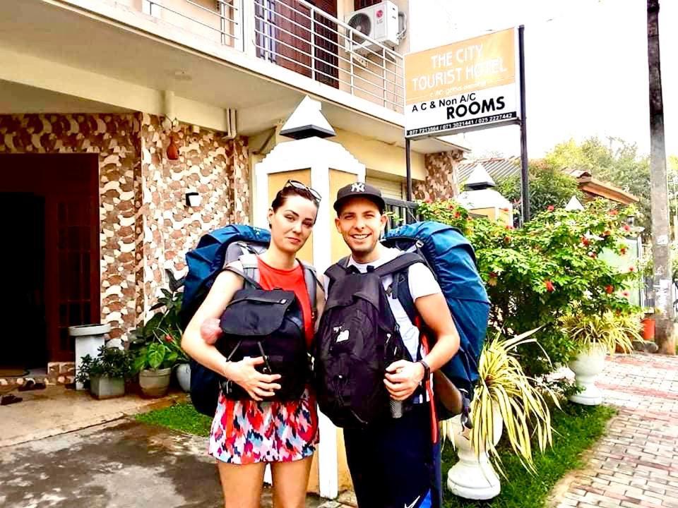 The City Tourist Hotel Anuradhapura Ngoại thất bức ảnh