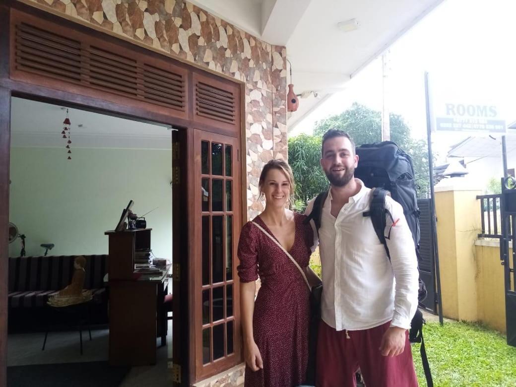 The City Tourist Hotel Anuradhapura Ngoại thất bức ảnh