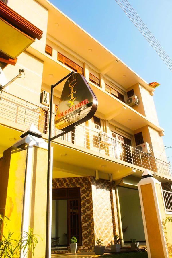 The City Tourist Hotel Anuradhapura Ngoại thất bức ảnh